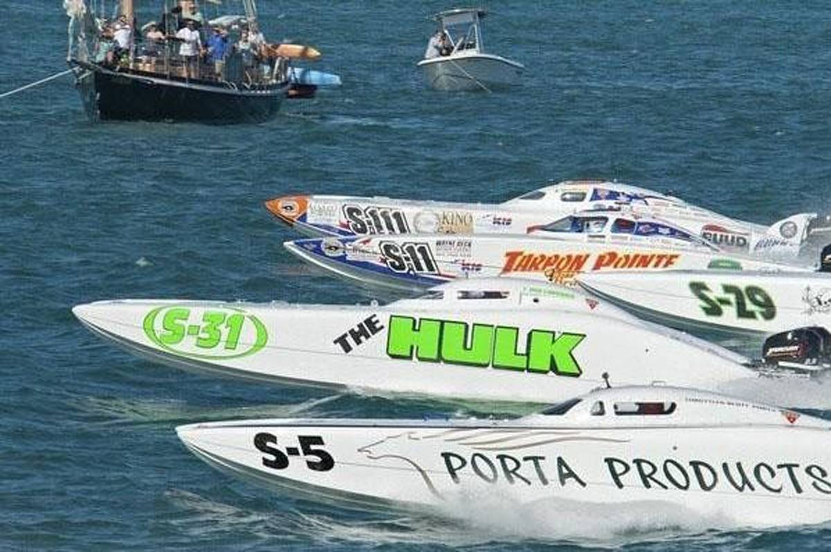 Powerboats preparing to race in Key West